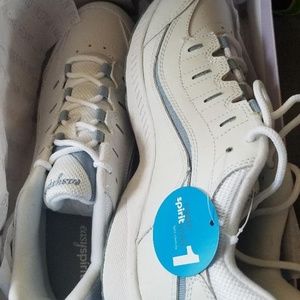 Easy Spirit walking sneakers